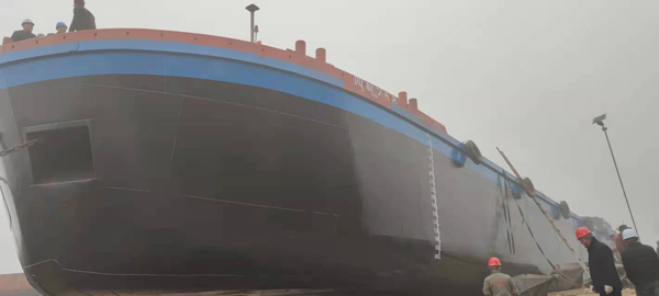 恭喜李老板船只下河，船號（四航258）